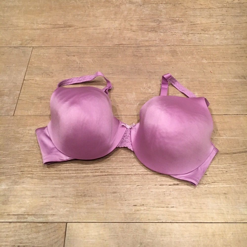 Warner’s lavender bra 34C